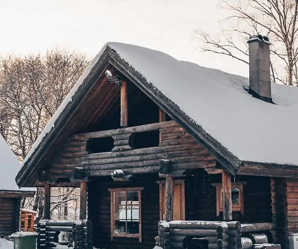 بيت للعطل Nuustakumajad