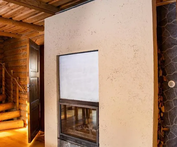 Nuustakumajad بيت للعطل *